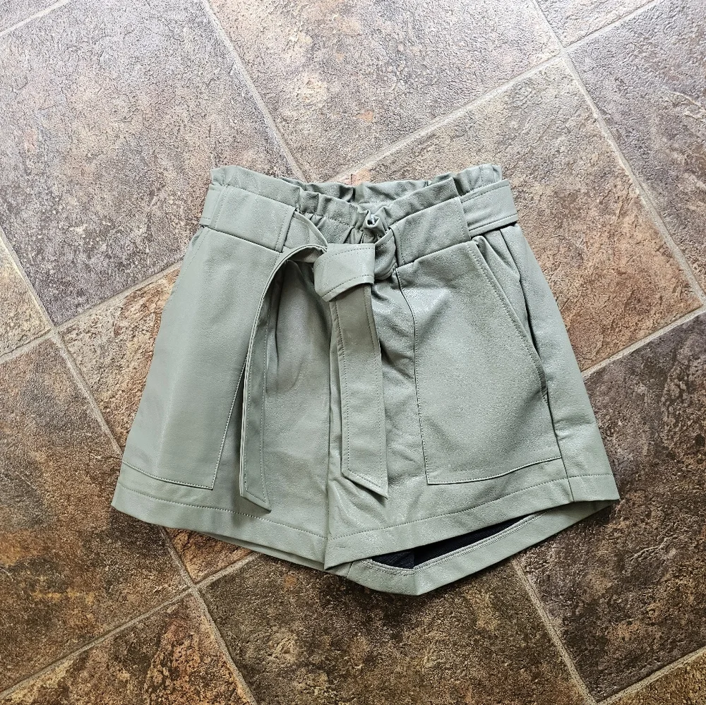 Petal & Pup High Waist Pleather Shorts with Waist Tie - Picture 3 of 8